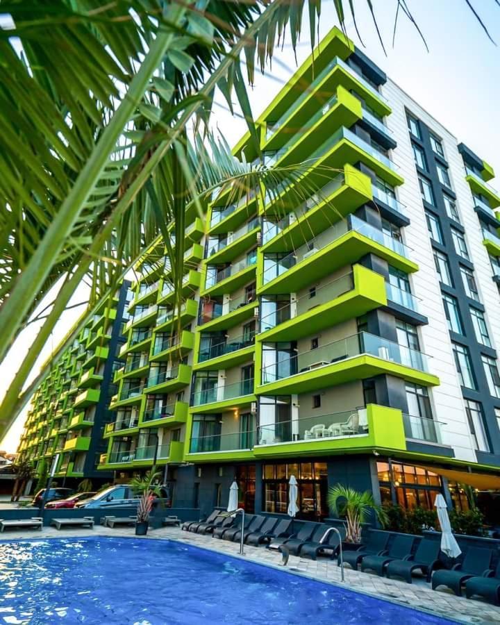 Alezzi Beach Resort Gorgeous Family Aparment Cu Piscina Năvodari Exterior foto