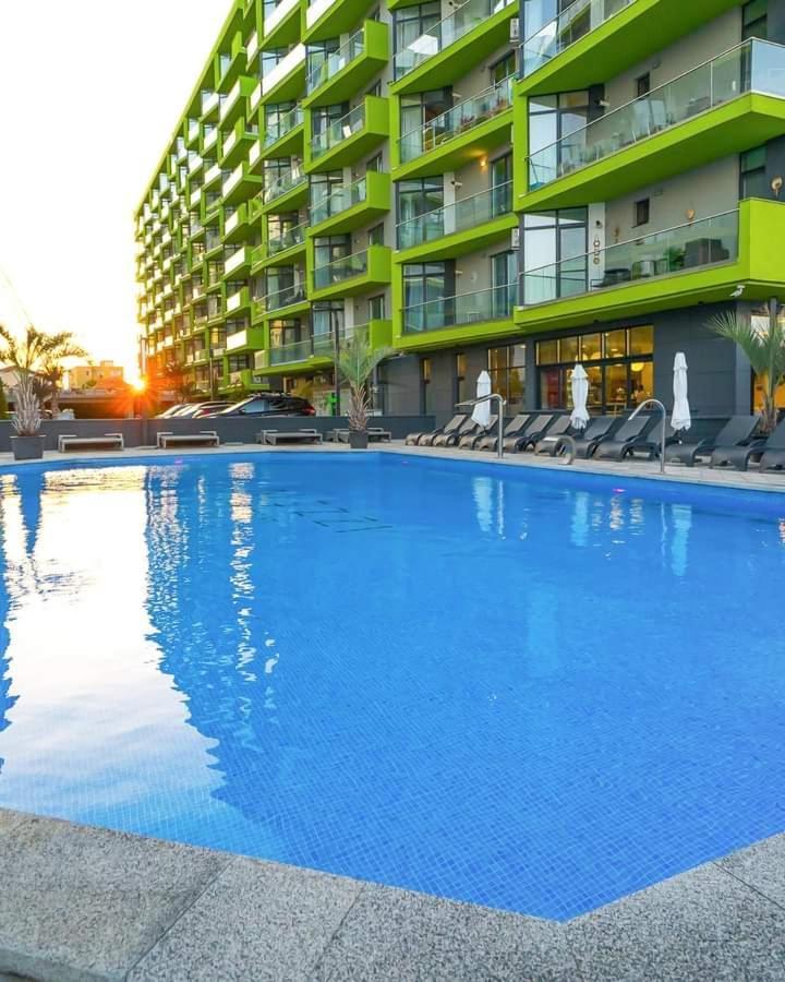 Alezzi Beach Resort Gorgeous Family Aparment Cu Piscina Năvodari Exterior foto